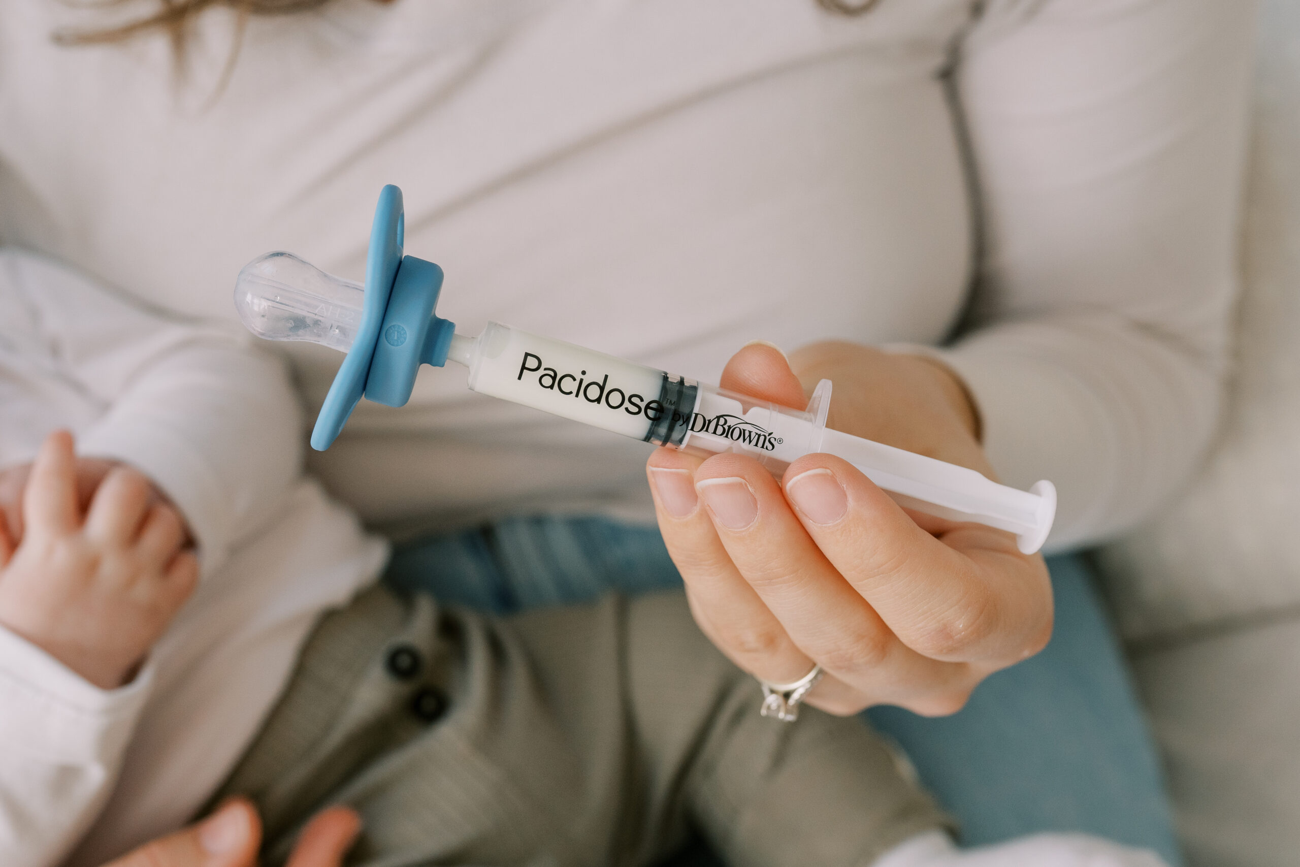 Шприц-пустушка для введення ліків Pacidose, 2 насадки (0-6 та 6-18 міс.) - Зображення 8